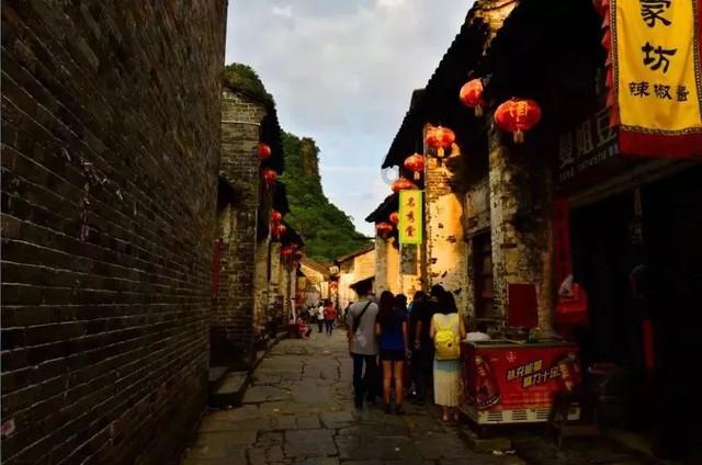 救援可怜的穴居人